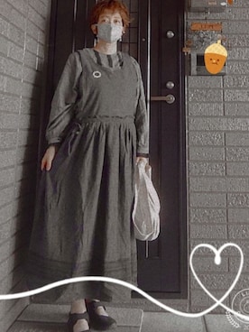 「kazumiコラボ」｜「アイテム（ジャンパースカート）」を使った、SATOMIさん（レディース・160cm）の秋コーディネート