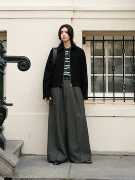 「soerte（ソエルテ）のアイテム（スラックス）」を使った、Ryuさん（メンズ・183cm）の秋コーディネート