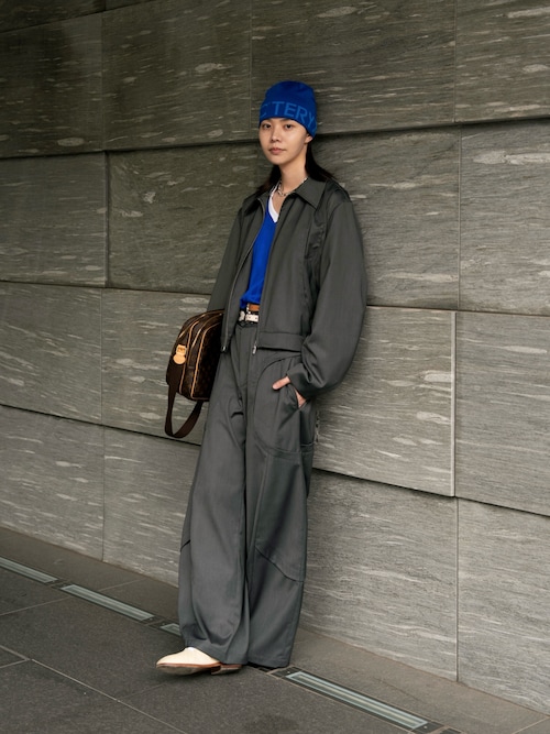 Wide straight curve tuck trousers /ワイドストレートカーブタック