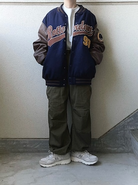 「CORNERS（コーナーズ）のサスペンダー付きカーゴパンツ（カーゴパンツ）」を使った、あやたさん（レディース・152cm）の秋コーディネート