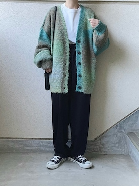 「グラデーションニット」｜「アイテム（Tシャツ/カットソー）」を使った、あやたさん（レディース・152cm）の秋コーディネート