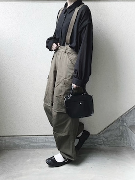 「CORNERS（コーナーズ）のサスペンダー付きカーゴパンツ（カーゴパンツ）」を使った、あやたさん（レディース・152cm）の秋コーディネート