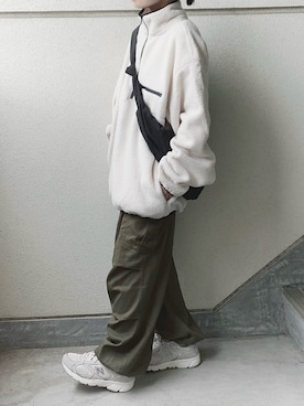 「CORNERS（コーナーズ）のサスペンダー付きカーゴパンツ（カーゴパンツ）」を使った、あやたさん（レディース・152cm）の秋コーディネート