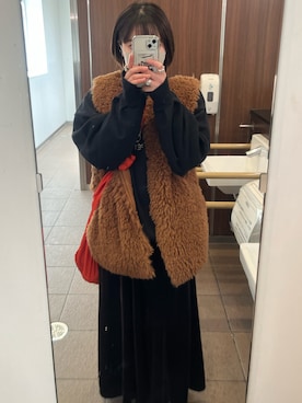 「アイテム（バッグ、オレンジ系）」を使った、みさん（レディース・152cm）の冬コーディネート