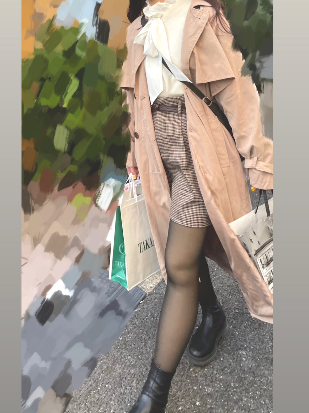 「春服デビュー宣言、今日のコーデ、フレンチガーリー、トレンチコート、チェック、ボウタイブラウス、ショートブーツ」｜「tiptopのボリューム袖ベルト付きトレンチコート（トレンチコート、ベージュ系）」を使った、こめこさん（レディース・164cm）の春コーディネートの1枚目の写真