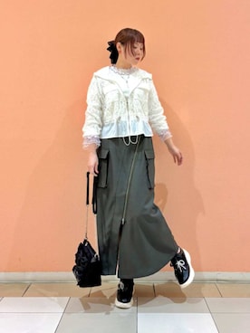 axes femmeさん（レディース・165cm）の春コーディネート