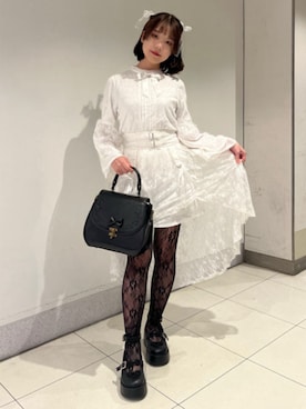 「axes femme POETIQUE（アクシーズファムポエティック）のアイテム（ショルダーバッグ）」を使った、axes femmeさん（レディース・158cm）の秋コーディネート