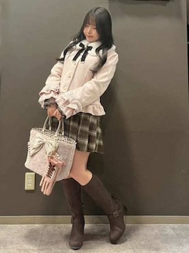 「アイテム（その他雑貨）」を使った、axes femmeさん（レディース・155cm）の冬コーディネート