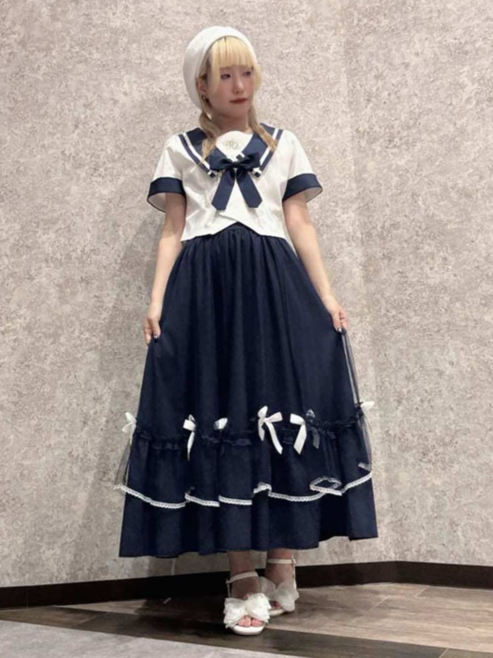 「axes femme POETIQUE、サンダル、お出かけコーデ、低身長コーデ、リボン、デートコーデ、夏コーデ」｜「axes femmeのリボンデザインサーモベレー（ハンチング/ベレー帽、ホワイト系）」を使った、axes femmeさん（レディース・153cm）の夏コーディネートの1枚目の写真