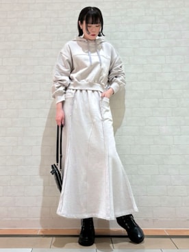 「axes femme（アクシーズファム）のアイテム（スニーカー）」を使った、axes femmeさん（レディース・165cm）の冬コーディネート