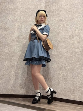 「axes femme（アクシーズファム）のクッキーモチーフポシェット（ショルダーバッグ、イエロー系）」を使った、axes femmeさん（レディース・165cm）の夏コーディネート