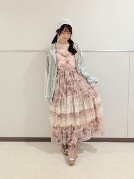 「axes femme（アクシーズファム）のプチローズレーストップス（Tシャツ/カットソー、ベージュ系）」を使った、axes femmeさん（レディース・168cm）の春コーディネート