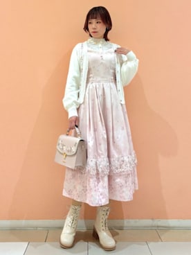 「axes femme（アクシーズファム）のチュールレースアップブーツ（ブーツ、ベージュ系）」を使った、axes femmeさん（レディース・168cm）の春コーディネート