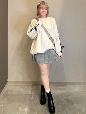 「axes femme（アクシーズファム）のアイテム（スウェット）」を使った、axes femmeさん（レディース・162cm）の冬コーディネート