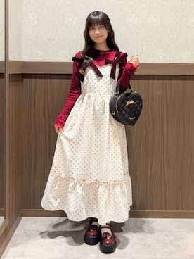 「アイテム（ジャンパースカート）」を使った、axes femmeさん（レディース・150cm）の冬コーディネート