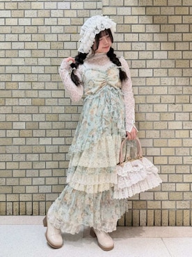 「axes femme（アクシーズファム）のプチローズレーストップス（Tシャツ/カットソー、ホワイト系）」を使った、axes femmeさん（レディース・168cm）の春コーディネート