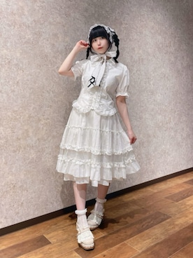 「axes femme（アクシーズファム）のベルト使いレースフリルサボ（サンダル、ホワイト系）」を使った、axes femmeさん（レディース・165cm）の夏コーディネート