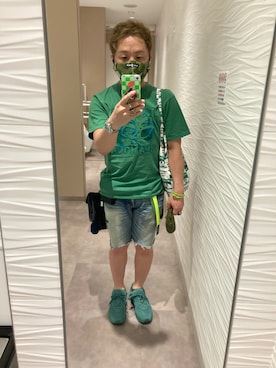 「HYSTERIC GLAMOUR（ヒステリックグラマー）のアイテム（スマホグッズ）」を使った、名和 賢悟さん（メンズ・159cm）の夏コーディネート