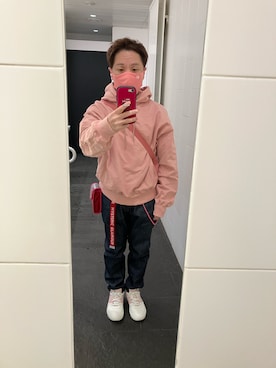 「アイテム（マスク）」を使った、名和 賢悟さん（メンズ・159cm）の秋コーディネート