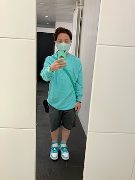 「アイテム（スマホケース/カバー）」を使った、名和 賢悟さん（メンズ・159cm）の秋コーディネート