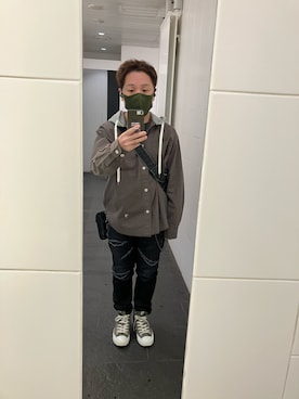 「アイテム（マスク）」を使った、名和 賢悟さん（メンズ・159cm）の秋コーディネート