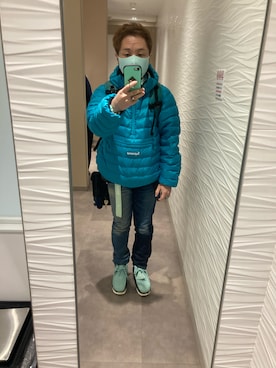 「ミントグリーン」｜「アイテム（PC・スマホグッズ/家電）」を使った、名和 賢悟さん（メンズ・159cm）の冬コーディネート