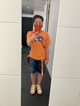 「アイテム（スマホケース/カバー）」を使った、名和 賢悟さん（メンズ・159cm）の秋コーディネート