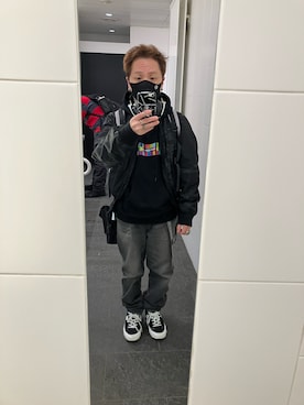 「HYSTERIC GLAMOUR（ヒステリックグラマー）のアイテム（スマホグッズ）」を使った、名和 賢悟さん（メンズ・159cm）の冬コーディネート