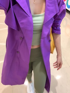 「VERSACE（ヴェルサーチ）のアイテム（ジャケット/アウター）」を使った、Ting Waiさん（レディース・175cm）の春コーディネート