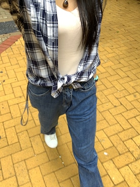 「通勤穿搭」｜「アイテム（パンツ）」を使った、Ting Waiさん（レディース・175cm）の夏コーディネート