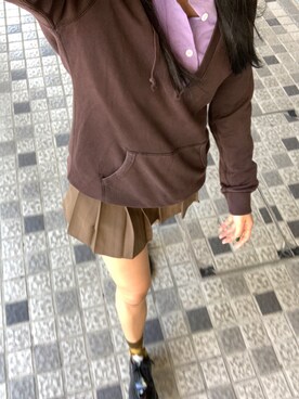 「oversize」｜「アイテム（スウェット）」を使った、Ting Waiさん（レディース・175cm）の冬コーディネート