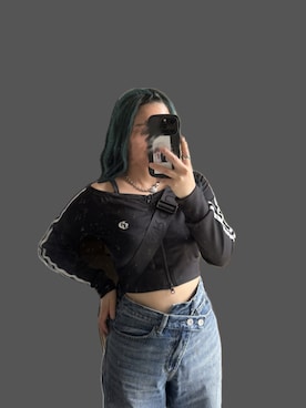 「GYDA（ジェイダ）のGD track 2ラインオフショルトップス（Tシャツ/カットソー）」を使った、yさん（レディース・157cm）の秋コーディネート