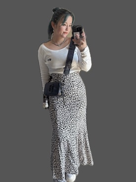 「アイテム（イヤリング）」を使った、yさん（レディース・157cm）の秋コーディネート