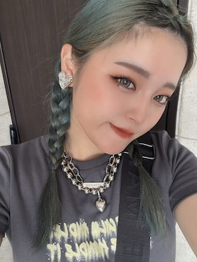 「アイテム（イヤリング）」を使った、yさん（レディース・157cm）の秋コーディネート