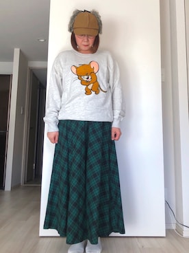 「グラニフ」｜「アイテム（スウェット）」を使った、ZUMIさん（レディース・157cm）の冬コーディネート