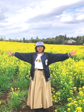 「kutir（クティール）のアイテム（スタジャン）」を使った、ZUMIさん（レディース・157cm）の春コーディネート