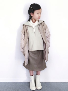 「レザースカート」｜「アイテム（その他アウター）」を使った、akarinaさん（キッズ・120cm）の秋コーディネート