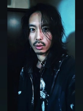 「SOMEIT（サミット）のアイテム（ジャケット/アウター、ブラック系）」を使った、Royさん（メンズ）の秋コーディネート