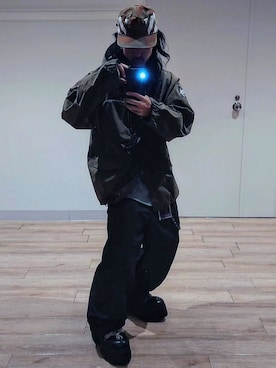 「off white（オフホワイト）のアイテム」を使った、Royさん（メンズ・162cm）の秋コーディネート