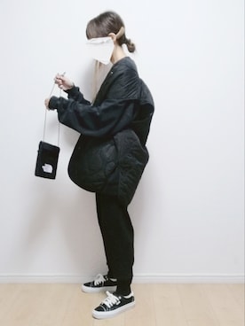 「ジョガーパンツ」｜「アイテム（財布/小物）」を使った、i-waさん（レディース・153cm）の秋コーディネート