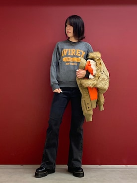 「アイテム（ミリタリージャケット）」を使った、にしはたさん（レディース・166cm）の秋コーディネート