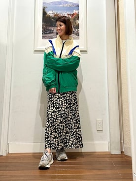 「アイテム（ナイロンジャケット）」を使った、たぐまさやこさん（レディース・158cm）の秋コーディネート