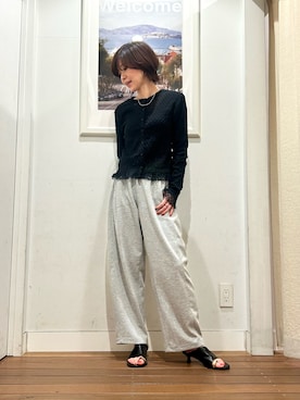 「URBAN RESEARCH Sonny Label(アーバンリサーチサニーレーベル)のレースシャーリングフリルカットソー(Tシャツ/カットソー、ブラック系)」を使った、たぐまさやこさん(レディース・158cm)の春コーディネート