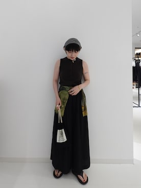 「アイテム（パンツ）」を使った、渡辺友美子さん（レディース・153cm・20代）の夏コーディネート