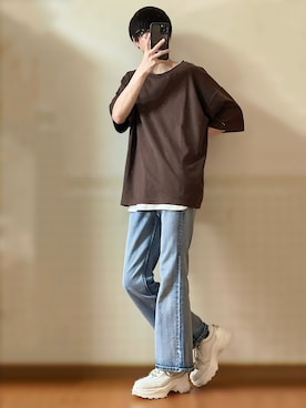 「G.O.C（ジーオーシー）のアイテム（デニムパンツ）」を使った、よっしーさん（メンズ・180cm）の春コーディネート