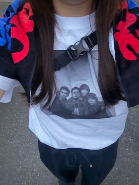 「アイテム（ボディバッグ/ウエストポーチ）」を使った、momoko さん（レディース・161cm）の秋コーディネート