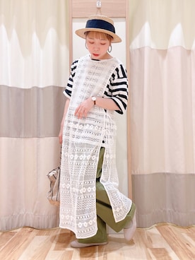 「カーキ色」｜「アイテム（ブラック系）」を使った、みなも (･×･)さん（レディース・151cm）の春コーディネート