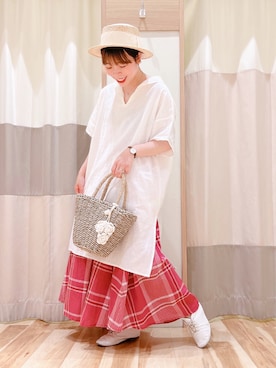 「Samansa Mos2（サマンサ モスモス）の【クールコットン】柄アソートスキッパーチュニック（シャツ/ブラウス）」を使った、みなも (･×･)さん（レディース・151cm）の夏コーディネート