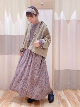 「ヘアバンド」｜「アイテム（その他アウター）」を使った、みなも (･×･)さん（レディース・151cm）の秋コーディネート