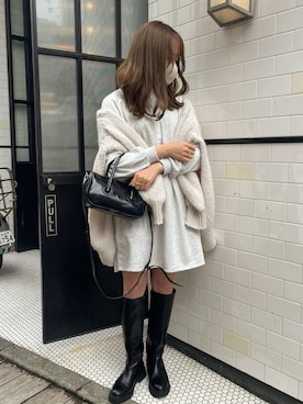 「titivate（ティティベイト）のﾛｰｹﾞｰｼﾞﾊﾝﾄﾞﾗｲｸﾆｯﾄｶｰﾃﾞｨｶﾞﾝ（カーディガン/ボレロ）」を使った、rennaさん（レディース・156cm）の秋コーディネート